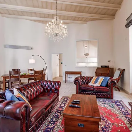 Apt-prime Location 3bed By Homely *