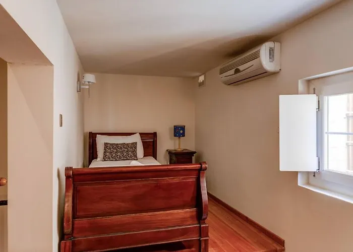 Appartamento Apt-prime Location 3bed By Homely