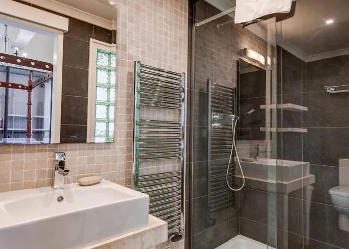 Appartamento Apt-prime Location 3bed By Homely